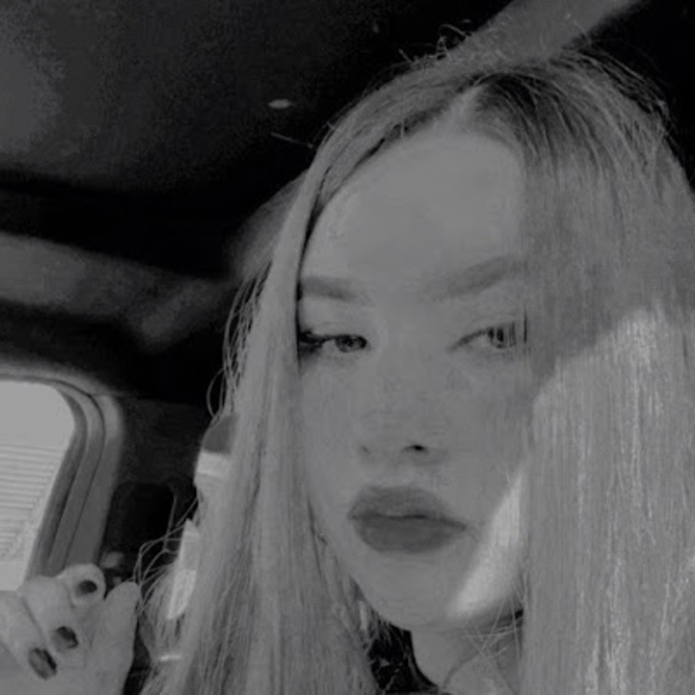 Meet your Posher, Lina